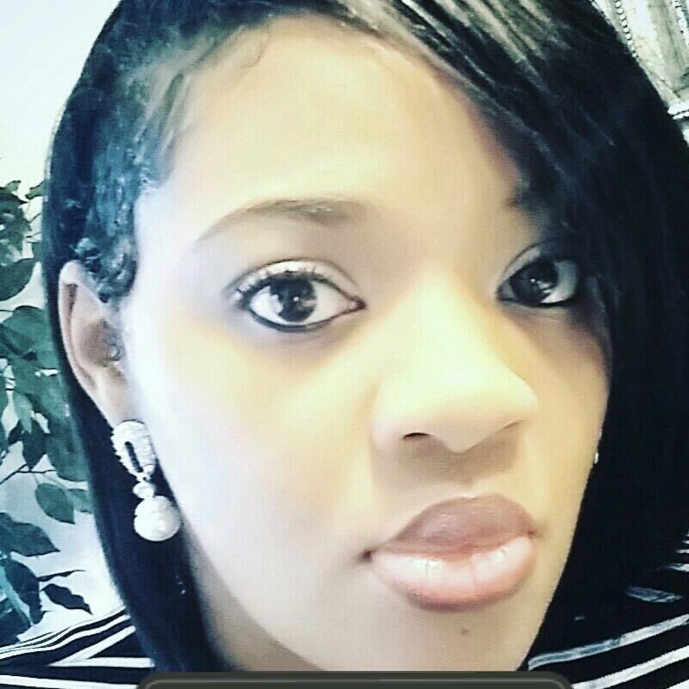 Meet your Posher, Tawana